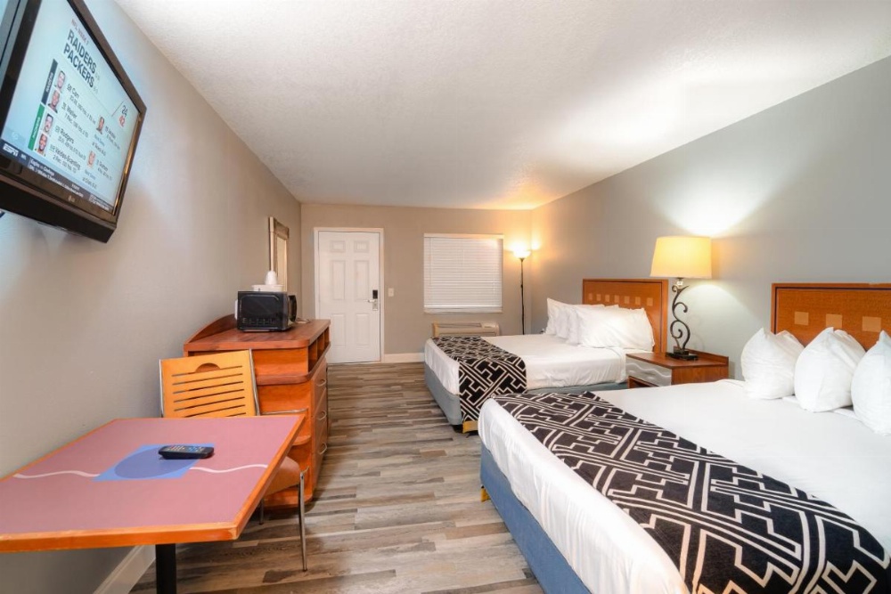 Room image 3